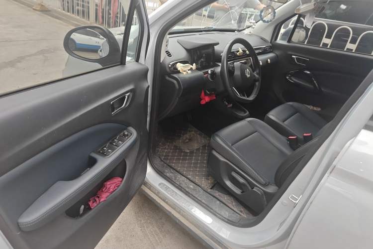 Used Leapmotor T03 2022 Star Diamond Edition Interior 3