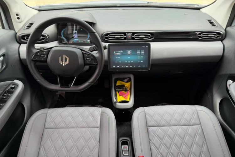 Used Leapmotor T03 2022 Star Diamond Edition Interior 4