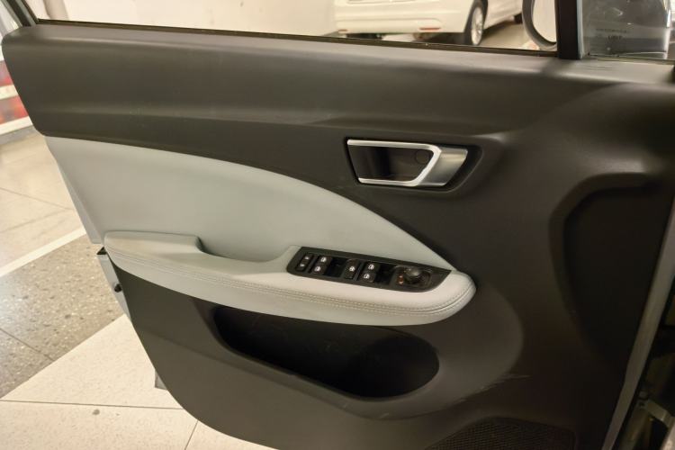 Used Leapmotor T03 2022 Star Diamond Edition Interior 8