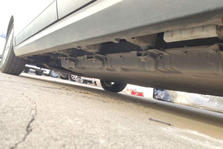 Used Leapmotor T03 2022 Crystal Edition Left Side Sill