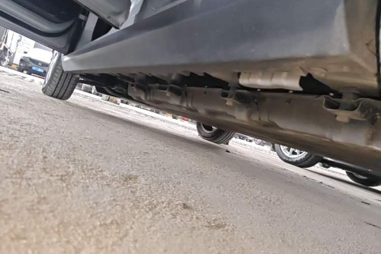 Used Leapmotor T03 2022 YAOJIN Edition Left Side Sill
