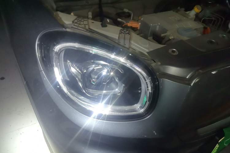 Used Leapmotor T03 2022 YAOJIN Edition Right Front Headlight