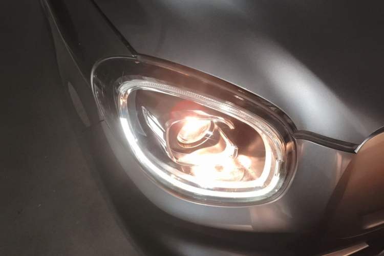 Used Leapmotor T03 2022 Crystal Edition Right Front Headlight