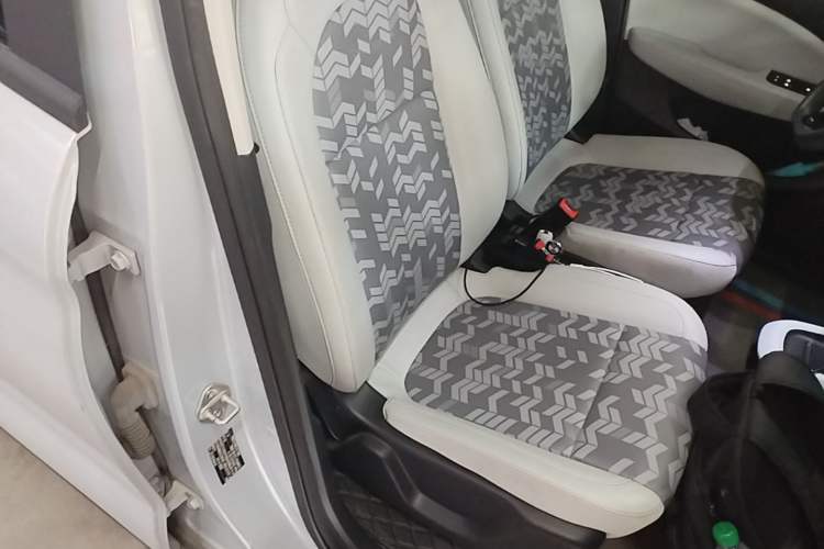 Used Leapmotor T03 2022 YAOJIN Edition Right Front Seat
