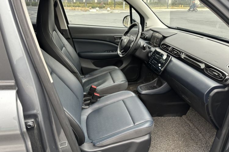 Used Leapmotor T03 2022 Crystal Edition Right Front Seat
