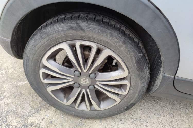 Used Leapmotor T03 2022 Star Diamond Edition Right Rear Wheel Hub