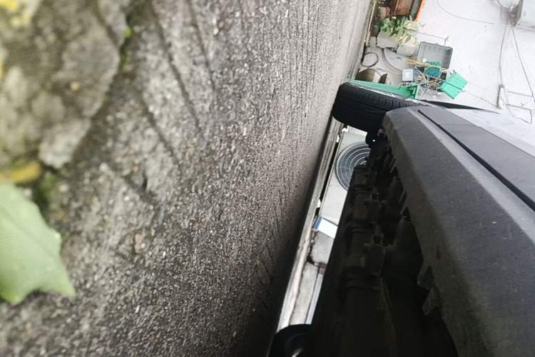 Used Leapmotor T03 2022 Star Diamond Edition Right Side Sill