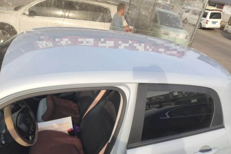 Used Leapmotor T03 2022 Crystal Edition Roof