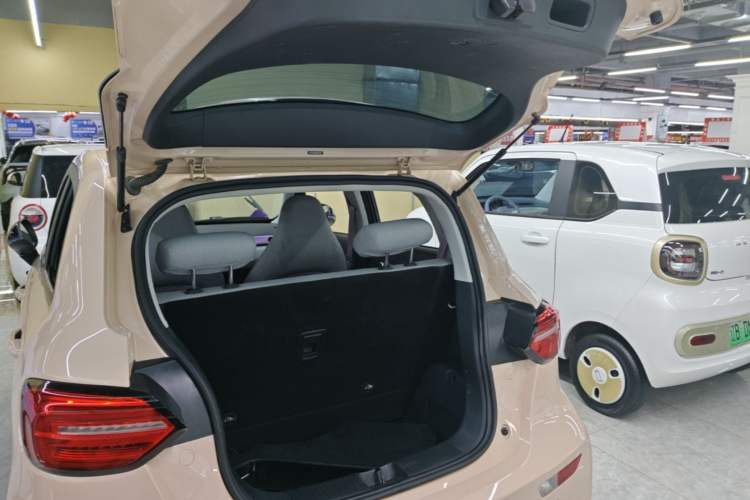 Used Leapmotor T03 2022 Amber Edition Trunk