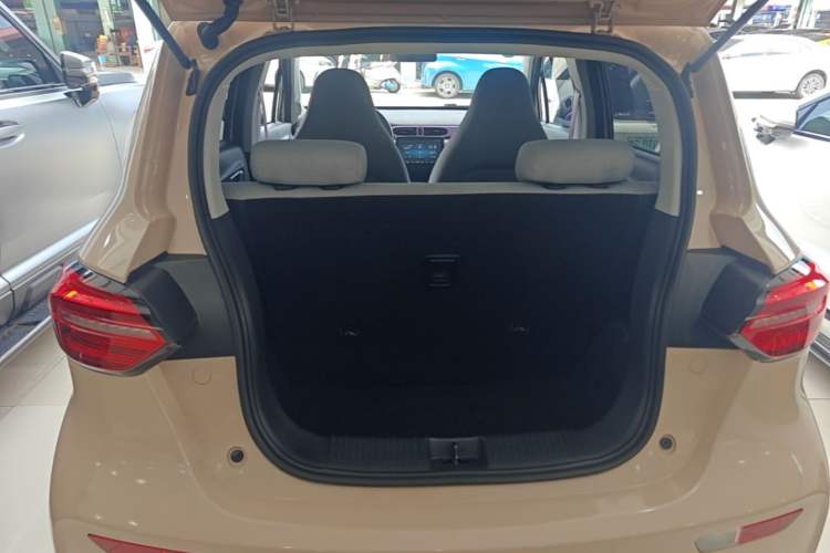 Used Leapmotor T03 2022 Pearl Edition Trunk