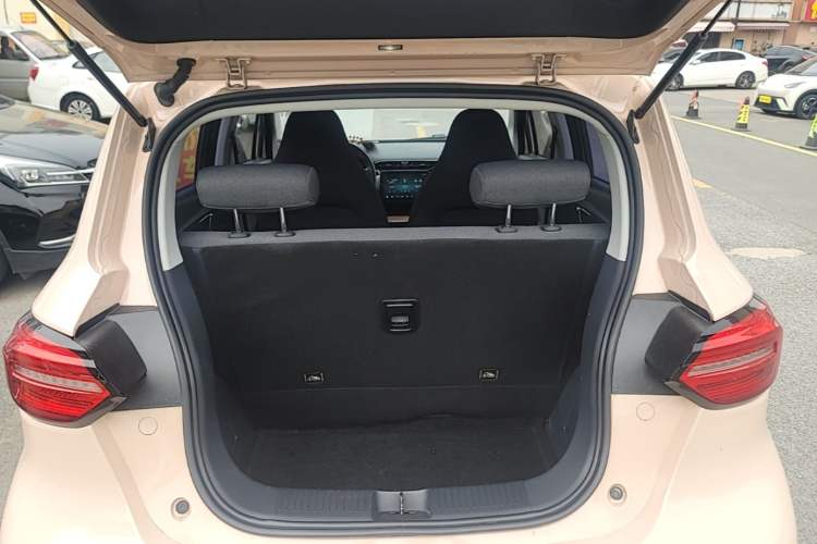 Used Leapmotor T03 2022 Special Edition Trunk