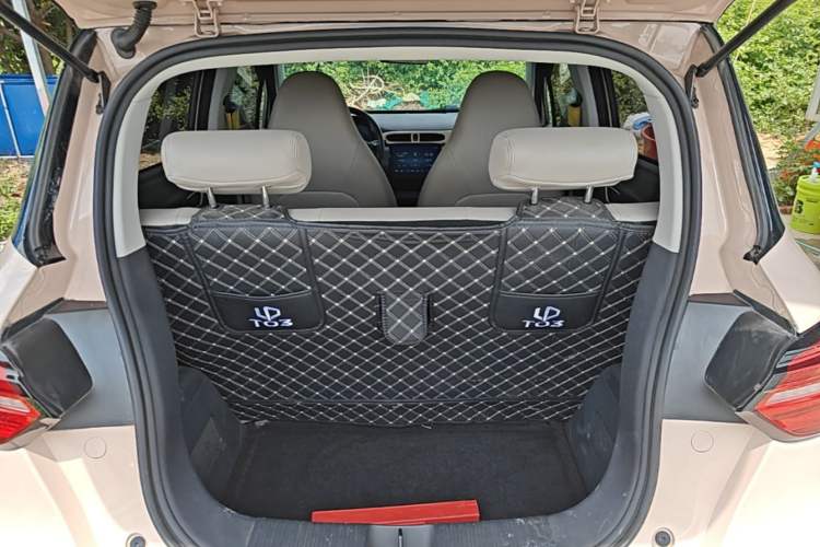 Used Leapmotor T03 2022 Special Edition Trunk