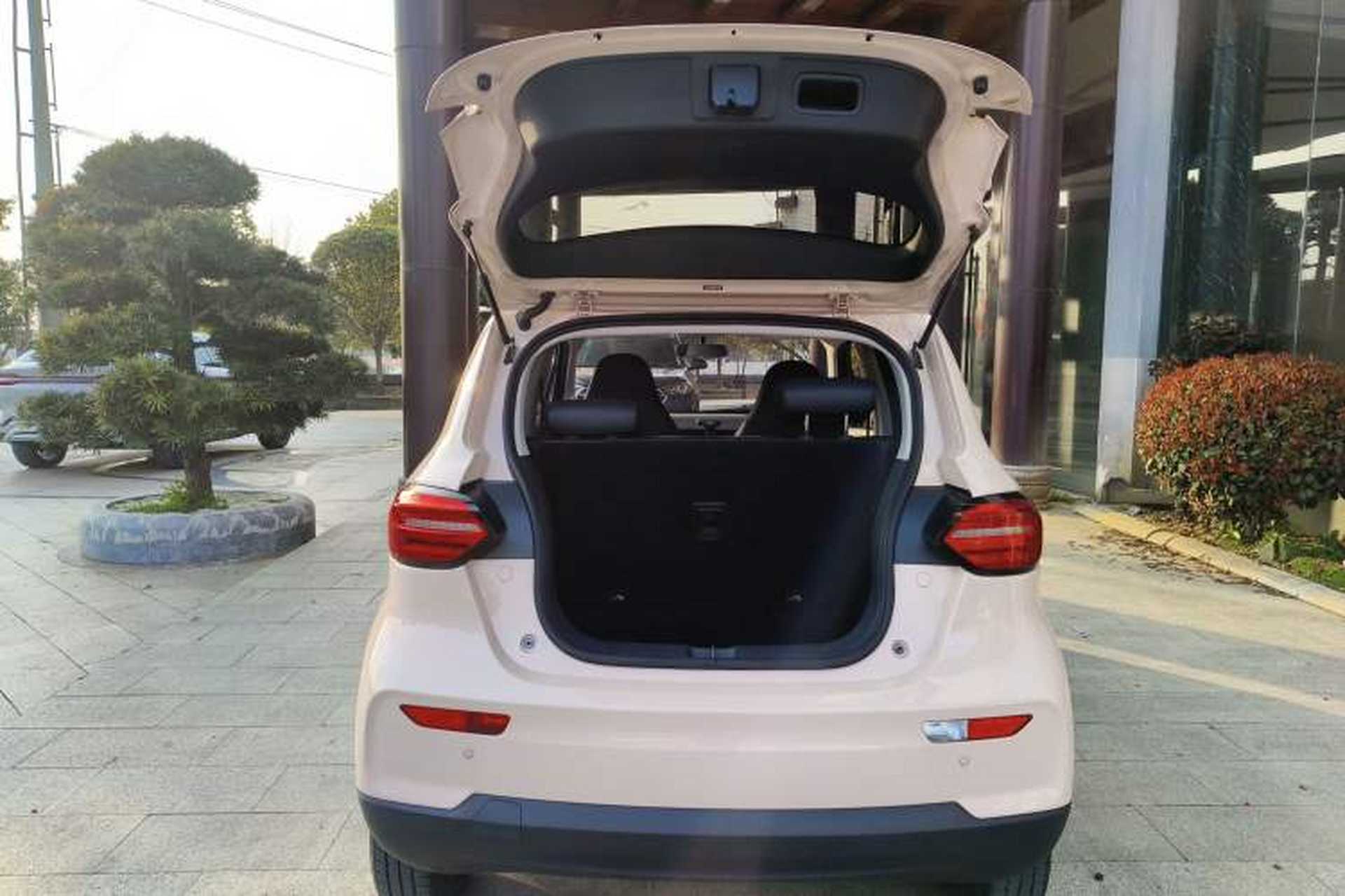 Used Leapmotor T03 2022 YAOJIN Edition Trunk