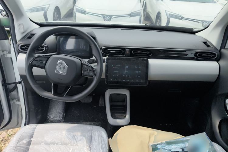 Used Leapmotor T03 2022 Agate Edition Center Console