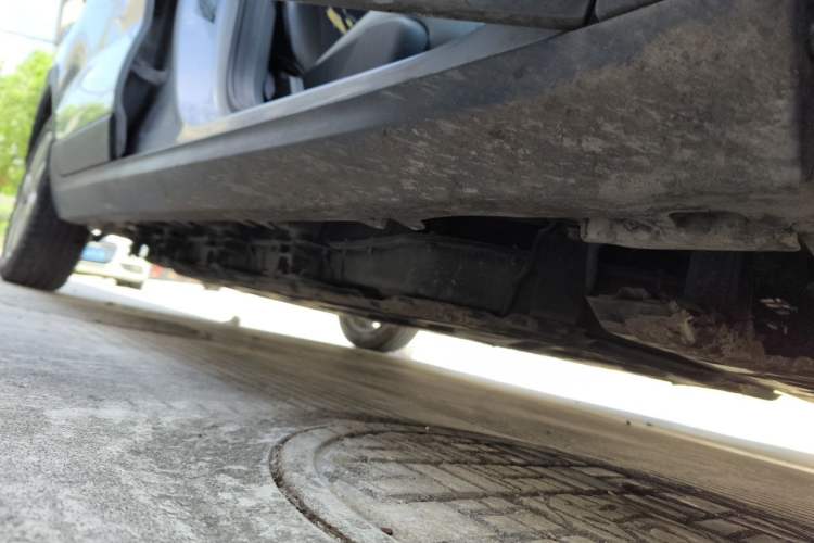 Used Leapmotor T03 2022 YAOJIN Edition Chassis Front Right