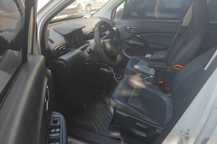 Used Leapmotor T03 2022 Star Diamond Edition Driver Seat