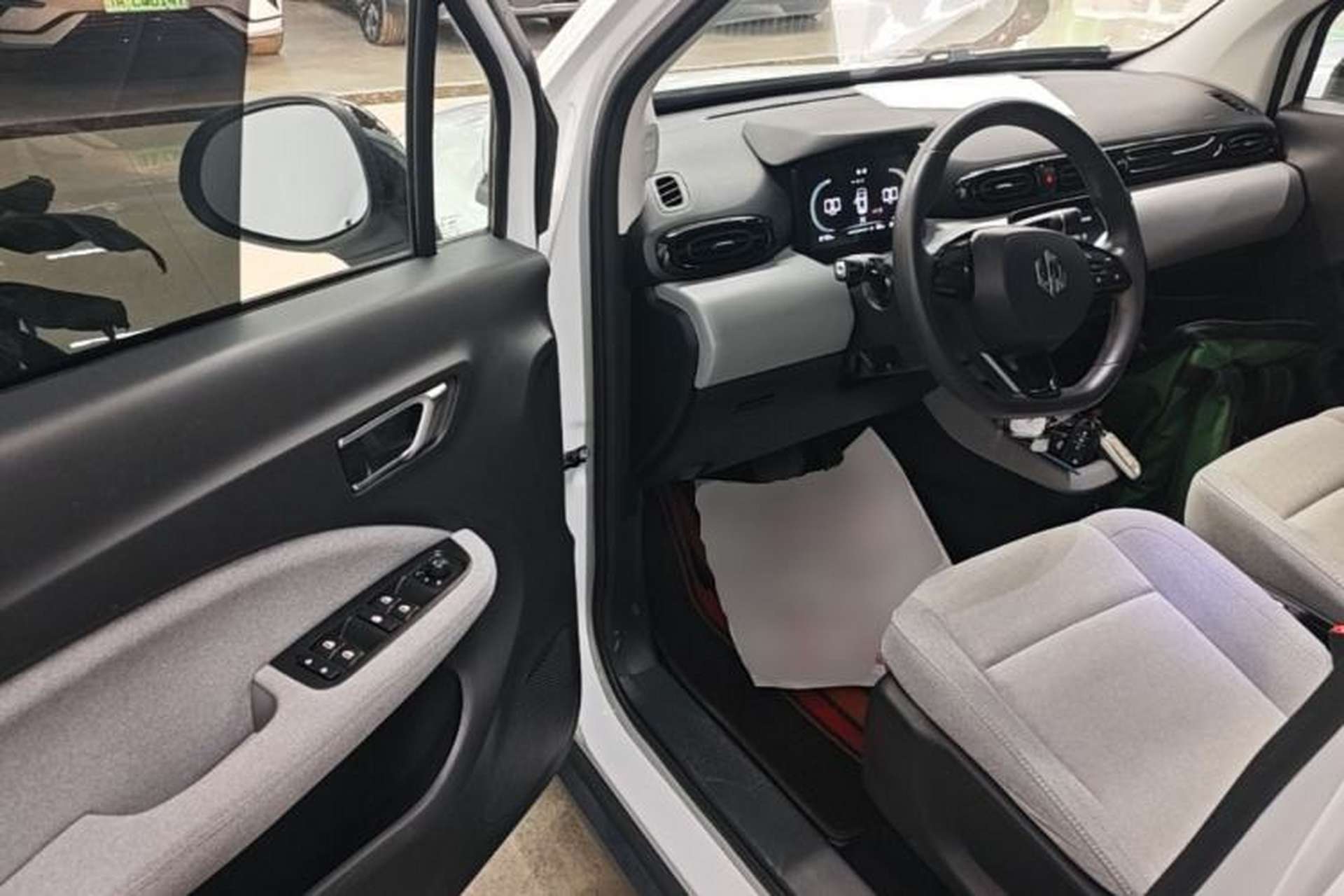 Used Leapmotor T03 2022 Agate Edition Driver Seat