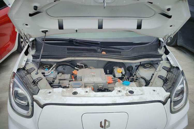 Used Leapmotor T03 2022 Crystal Edition Engine Bay