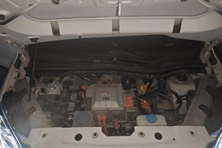 Used Leapmotor T03 2022 Crystal Edition Engine Bay