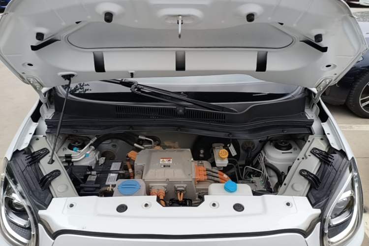 Used Leapmotor T03 2022 Crystal Edition Engine Bay