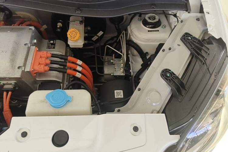 Used Leapmotor T03 2022 Star Diamond Edition Engine Bay Left