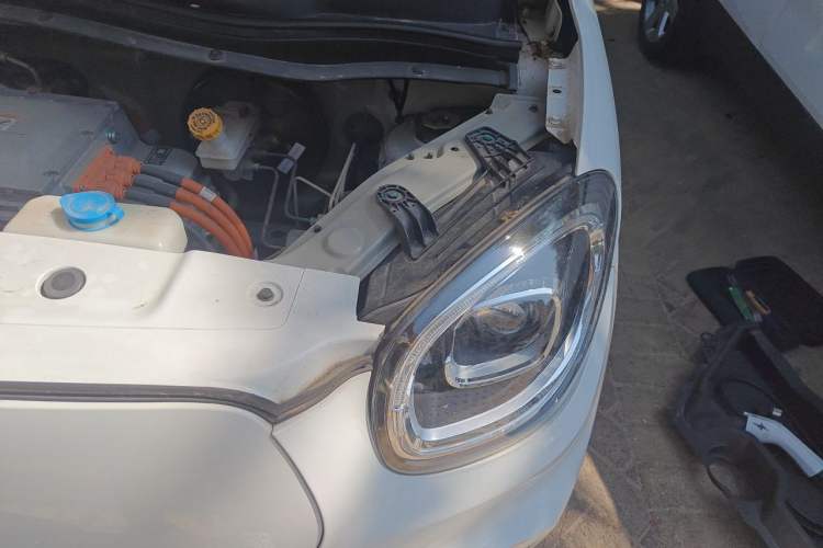 Used Leapmotor T03 2022 Star Diamond Edition Engine Bay Left