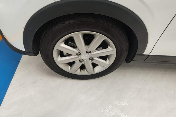 Used Leapmotor T03 2022 Crystal Edition Exterior 4