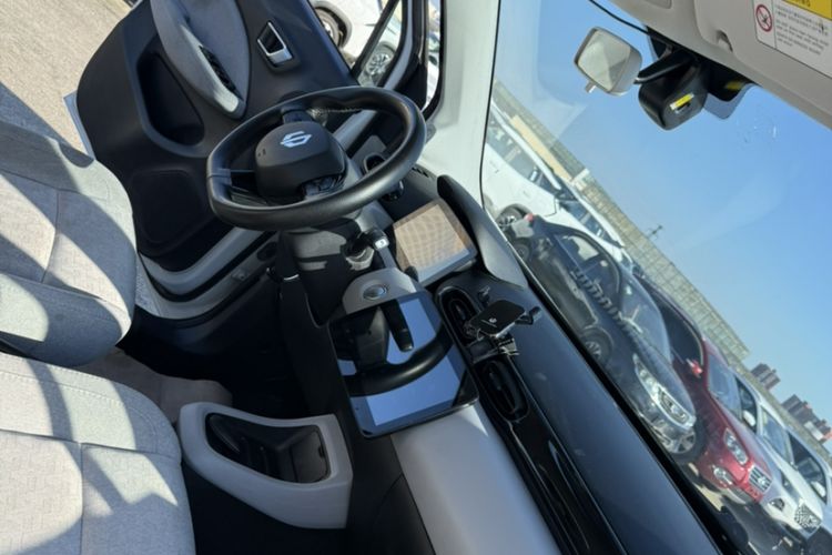 Used Leapmotor T03 2022 Glazed Edition Interior 5