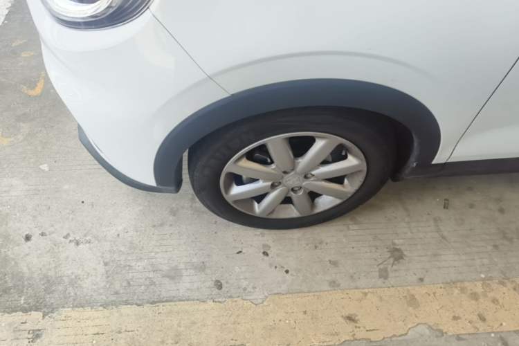 Used Leapmotor T03 2022 Agate Edition Left Front Wheel Hub