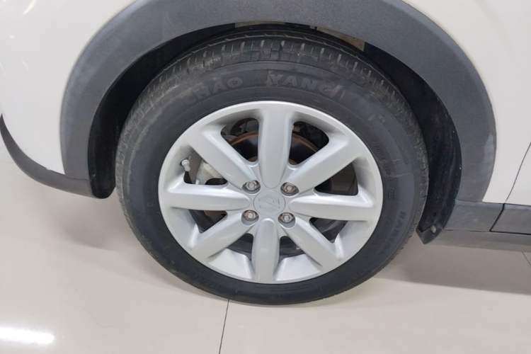 Used Leapmotor T03 2022 Agate Edition Left Front Wheel Hub