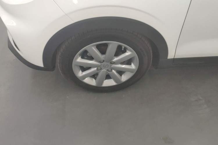 Used Leapmotor T03 2022 Glazed Edition Left Front Wheel Hub