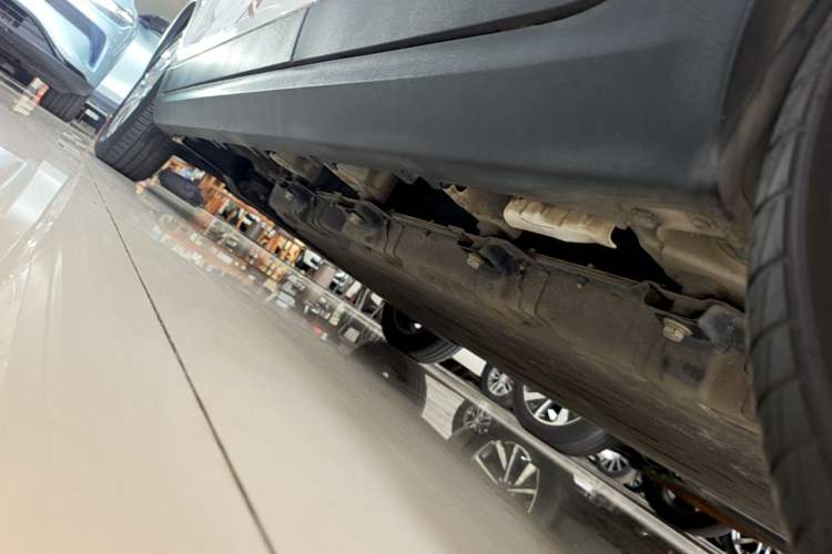 Used Leapmotor T03 2022 Hometown Jade Edition Left Side Sill