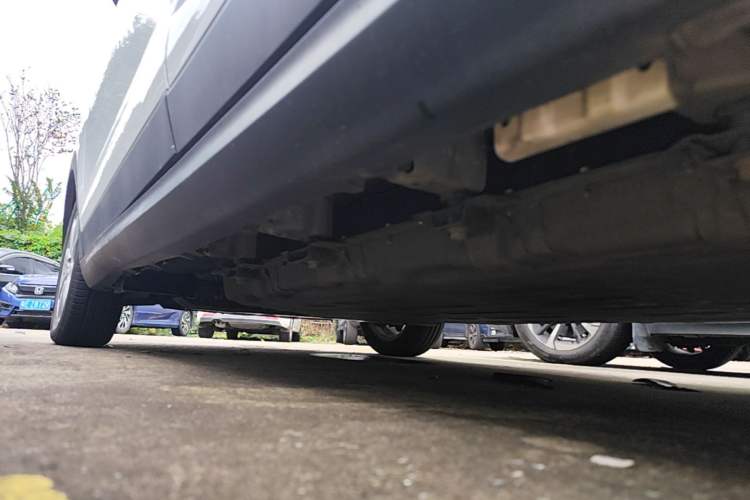 Used Leapmotor T03 2022 Hometown Jade Edition Left Side Sill