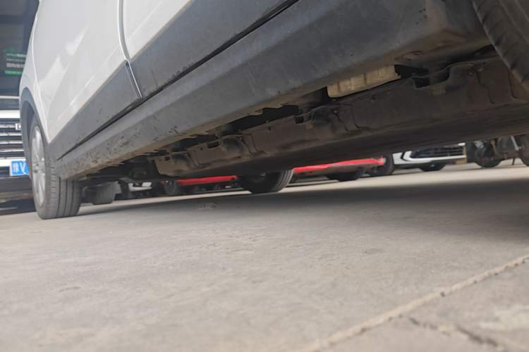 Used Leapmotor T03 2022 Crystal Edition Left Side Sill