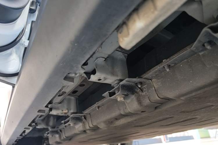 Used Leapmotor T03 2022 Hometown Jade Edition Left Side Sill