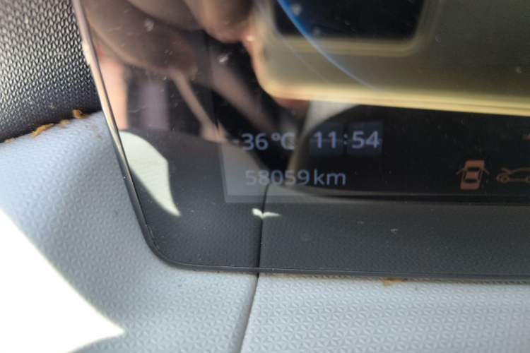 Used Leapmotor T03 2022 YAOJIN Edition Odometer Close Up