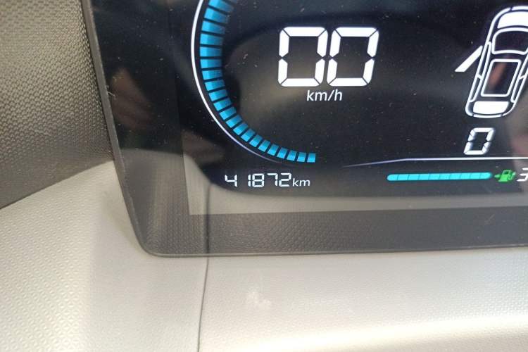 Used Leapmotor T03 2022 Crystal Edition Odometer Close Up