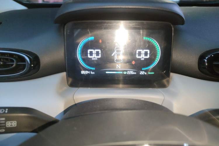 Used Leapmotor T03 2022 Hometown Jade Edition Odometer Close Up