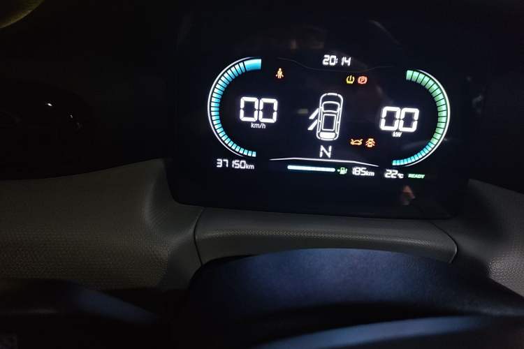 Used Leapmotor T03 2022 Crystal Edition Odometer Close Up