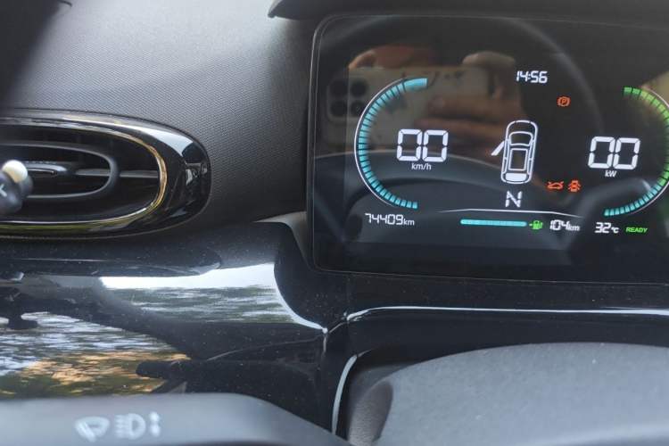 Used Leapmotor T03 2022 Crystal Edition Odometer Close Up