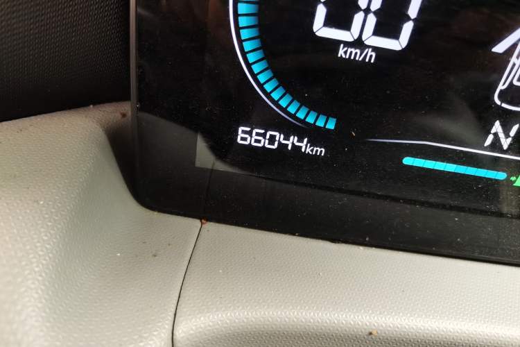 Used Leapmotor T03 2022 Crystal Edition Odometer Close Up