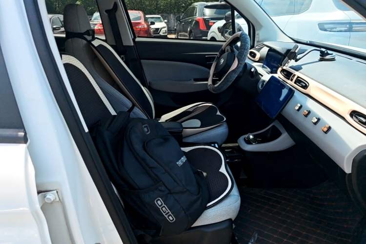 Used Leapmotor T03 2022 Crystal Edition Right Front Seat