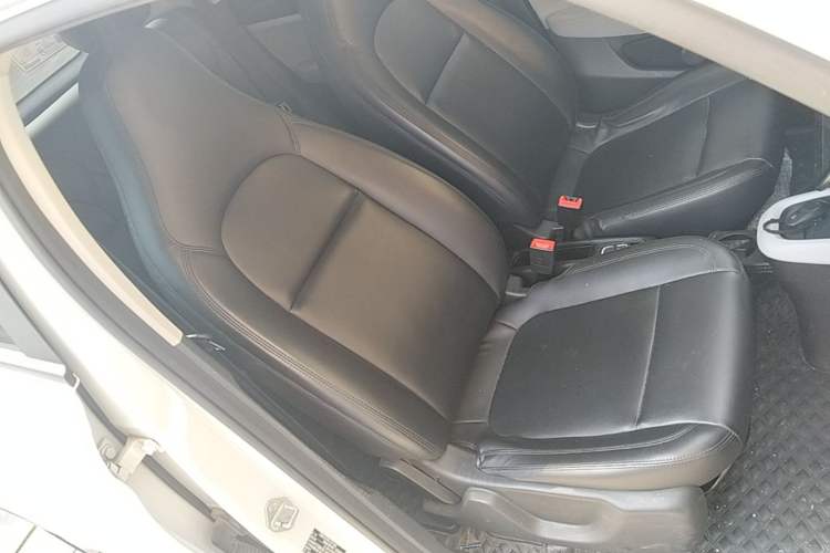 Used Leapmotor T03 2022 Glazed Edition Right Front Seat