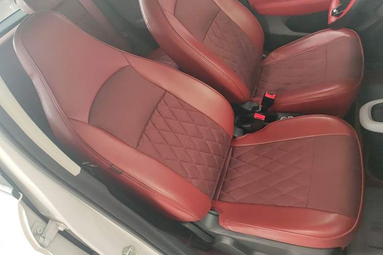Used Leapmotor T03 2022 Crystal Edition Right Front Seat