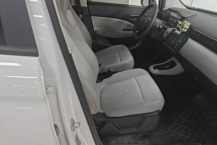Used Leapmotor T03 2022 Glazed Edition Right Front Seat