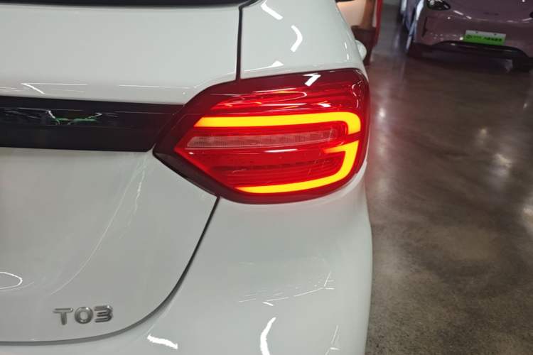 Used Leapmotor T03 2022 Agate Edition Right Rear Taillight