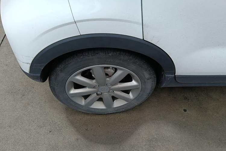 Used Leapmotor T03 2022 Hometown Jade Edition Right Rear Wheel Hub