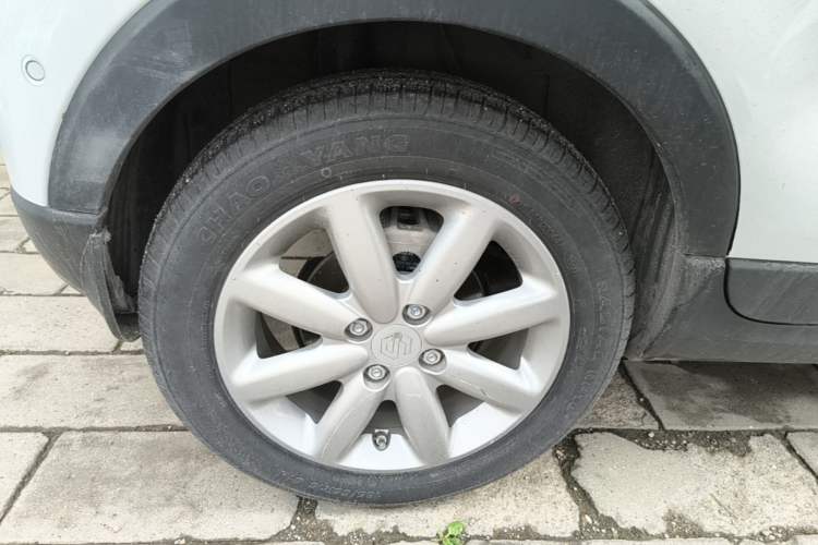 Used Leapmotor T03 2022 Star Diamond Edition Right Rear Wheel Hub