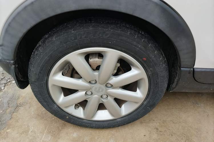 Used Leapmotor T03 2022 Crystal Edition Right Rear Wheel Hub