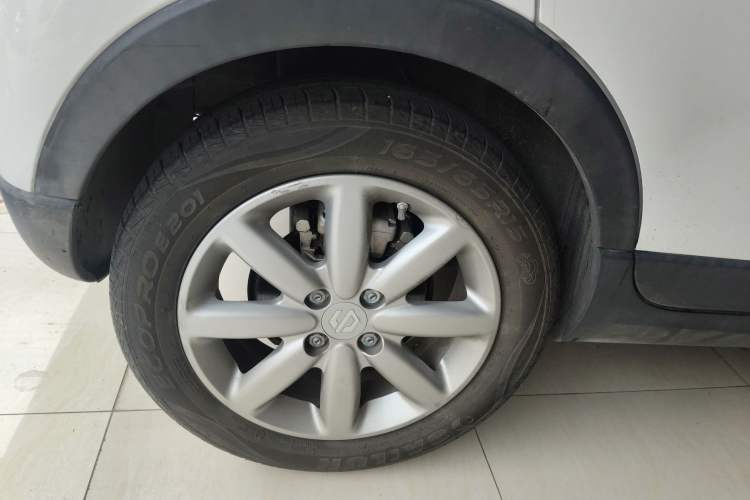 Used Leapmotor T03 2022 Crystal Edition Right Rear Wheel Hub